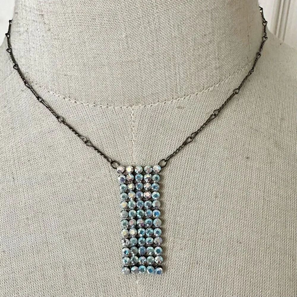 Bellagio rhinestone rectangular pendant necklace